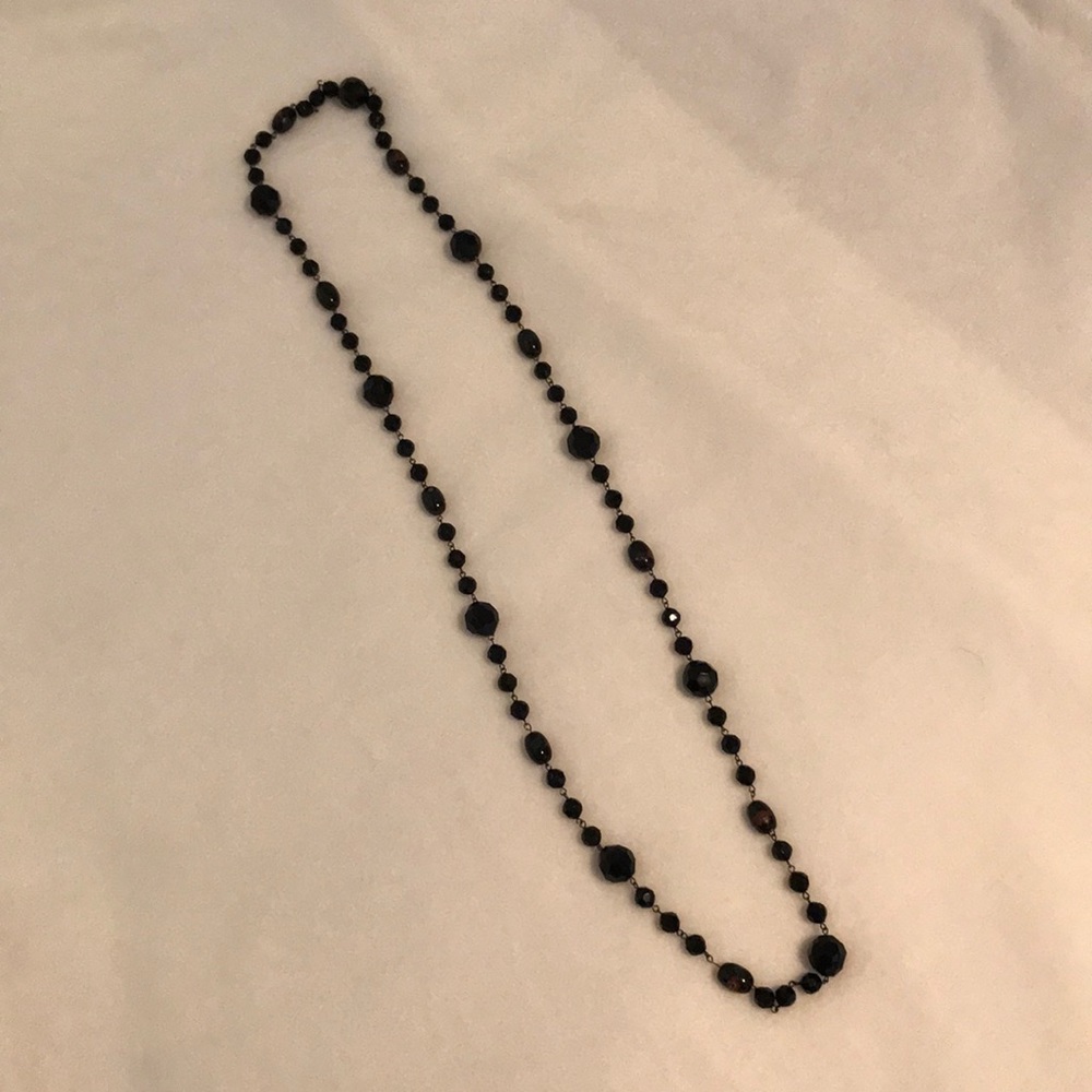 🔆Long necklace w black geometric beads